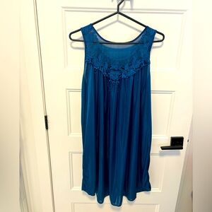 Vintage silky maxi nightgown L